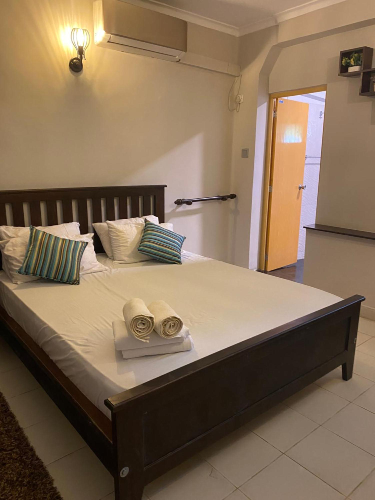 Grand Resort Kandy Extérieur photo